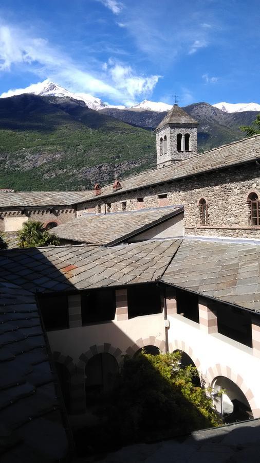 Casa Per Ferie San Francesco Hotel Susa Bagian luar foto