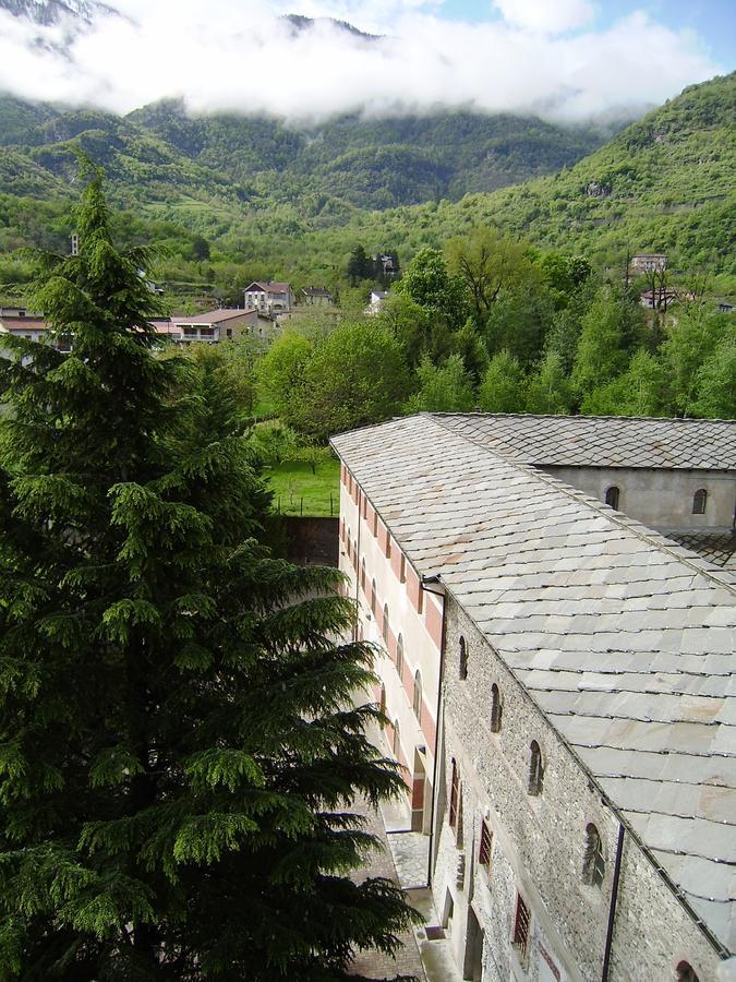 Casa Per Ferie San Francesco Hotel Susa Bagian luar foto